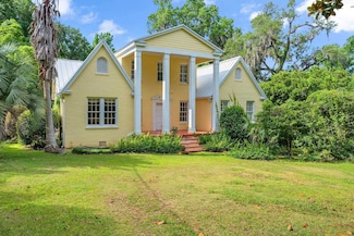 931 Briarcliff Rd, Tallahassee, FL 32308