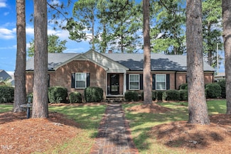 302 S Pine St, Benson, NC 27504