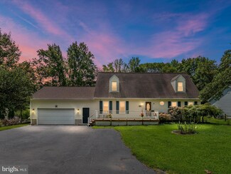 1211 Steamboat Rd, Shady Side, MD 20764