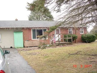 852 Gabbey Rd, Corfu, NY 14036