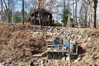 4553 S Paradise Rd, Merritt, MI 49667