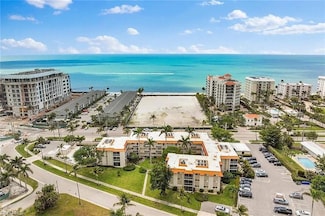 1100 Gulf Shore Blvd N Unit 301, Naples, FL 34102