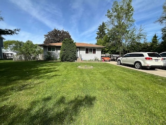 2N162 Mildred Ave, Glen Ellyn, IL 60137