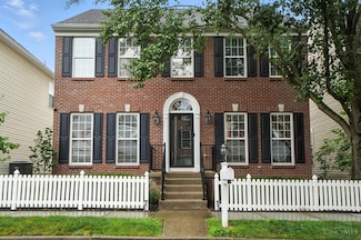 7233 Mariemont Crescent, Cincinnati, OH 45227