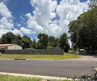 403 Deemer St, Denham Springs, LA 70726