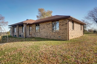 8610 N Farm Road 53, Walnut Grove, MO 65770