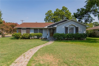 8476 Sweetwood Dr, Dallas, TX 75228