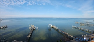 70 Hummingbird Ln, Jamaica, VA 23079