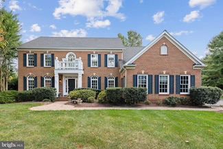 10907 Great Point Ct, Great Falls, VA 22066