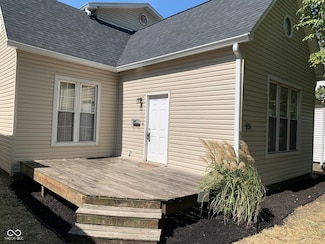 831 S 9th St, Terre Haute, IN 47807