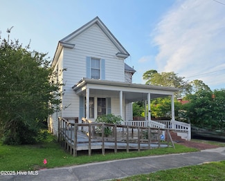 512 Blades Ave, New Bern, NC 28560