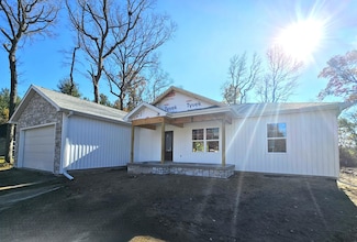 227 E Pine St, Wheatfield, IN 46392