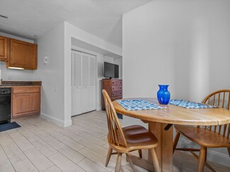 48 Great Rd Unit 13, Acton, MA 01720