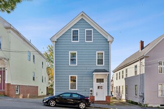 42 Smith St, Portland, ME 04101