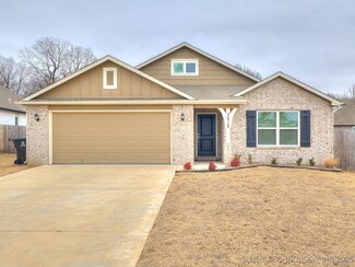 7219 S Walnut Cir, Broken Arrow, OK 74011