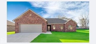 121 Pecan St, Lake City, AR 72437