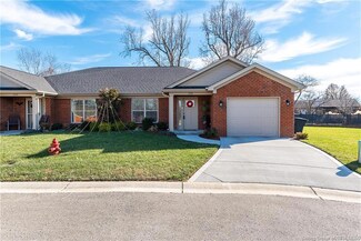1022 Hadley Dr, Jeffersonville, IN 47130