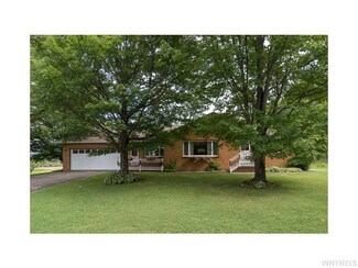 8446 Abbott Hill Rd, Boston, NY 14025