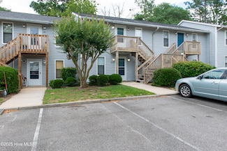 2525 Flint Dr Unit B5, Wilmington, NC 28401
