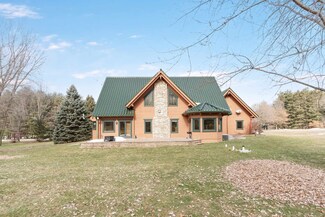 N8624 Seward Dr, Berlin, WI 54923