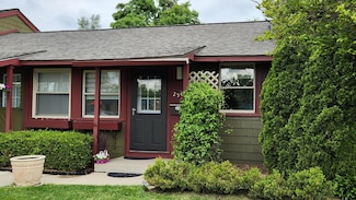 2542 Pittsfield Blvd, Ann Arbor, MI 48104