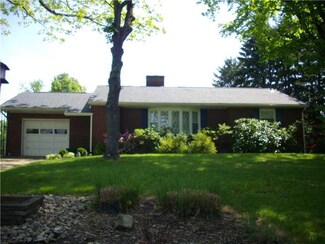 212 Oak Dr, Kittanning, PA 16201