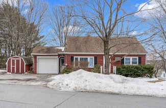 17 Bolduc St, Lewiston, ME 04240