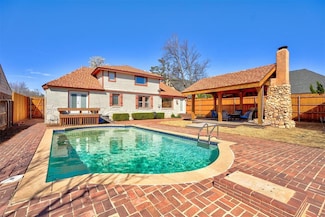 1708 Windsor Place, Nichols Hills, OK 73116