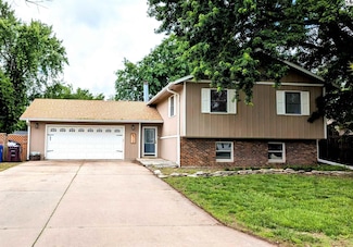 512 Oaklane St, McPherson, KS 67460