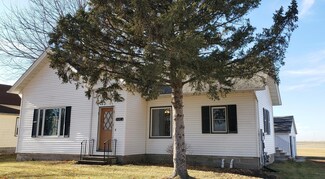 1204 3rd Ave SW, Wells, MN 56097