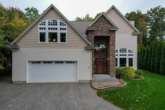 12 Rae Brook Rd, Hooksett, NH 03106