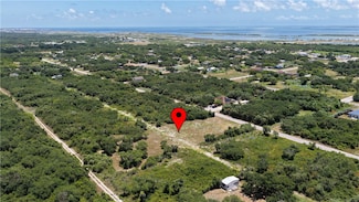 624 N Whitney St, Aransas Pass, TX 78336