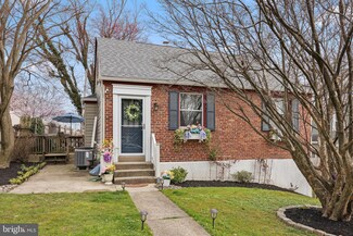14015 Napier St, Philadelphia, PA 19116