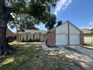 6635 Deer Ridge Ln, Houston, TX 77086