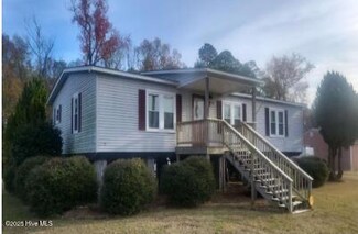 2537 Whichards Beach Rd, Chocowinity, NC 27817