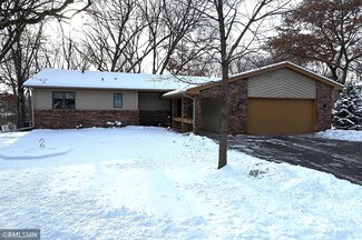 31 Ridge Rd, Circle Pines, MN 55014
