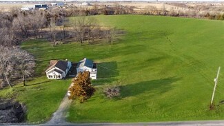 1001 Market St, Bates City, MO 64011