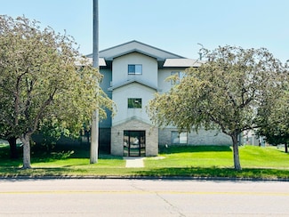 470 21st St Unit 301, Huron, SD 57350