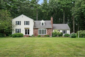 15 Crescent Ln, Sudbury, MA 01776