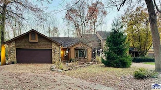 93 Forest Glen Ct, Terre Haute, IN 47802