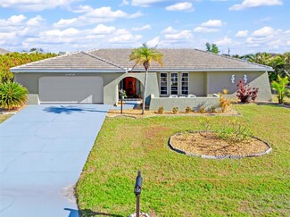 138 Peckham St SW, Port Charlotte, FL 33952