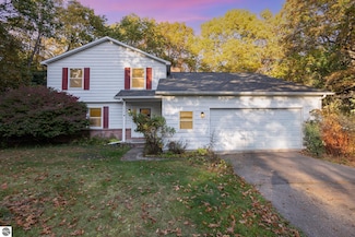 6200 Stagecoach Trail, Oscoda, MI 48750