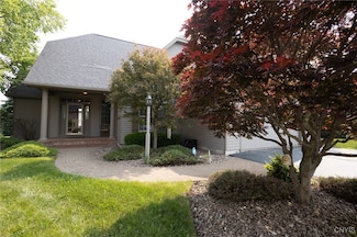 122 Gadwall Ln, Manlius, NY 13104