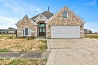 7200 Royal Meadows St, Port Arthur, TX 77642