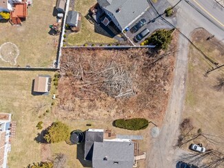 68 Sabbatia Ln, Taunton, MA 02780