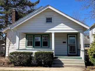 2320 Douglas St, Rockford, IL 61103