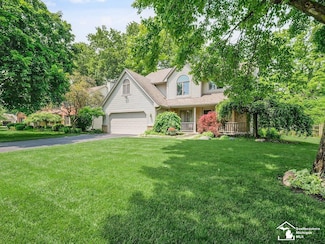 3436 Shadywood Dr, Lambertville, MI 48144