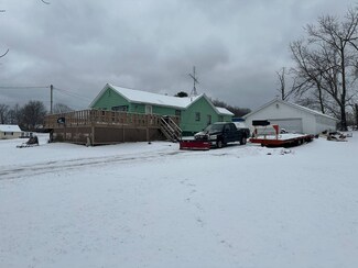 2832 Maple Rd, Jefferson, OH 44047