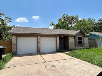 11814 Bay Cedar Dr, Houston, TX 77048