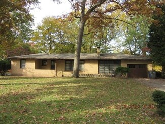 207 Robin Trail, Trail Creek, IN 46360
